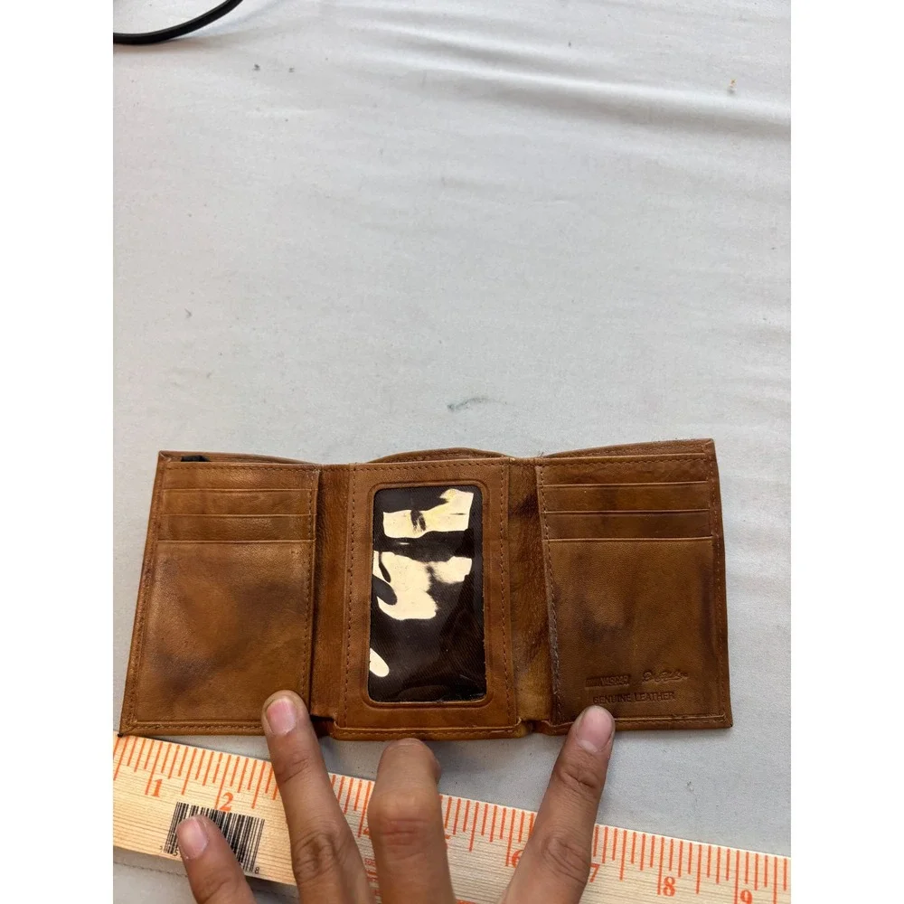 Dale Earnhardt Jr 8 NASCAR Genuine Brown Leather Trifold Wallet Mens Racing